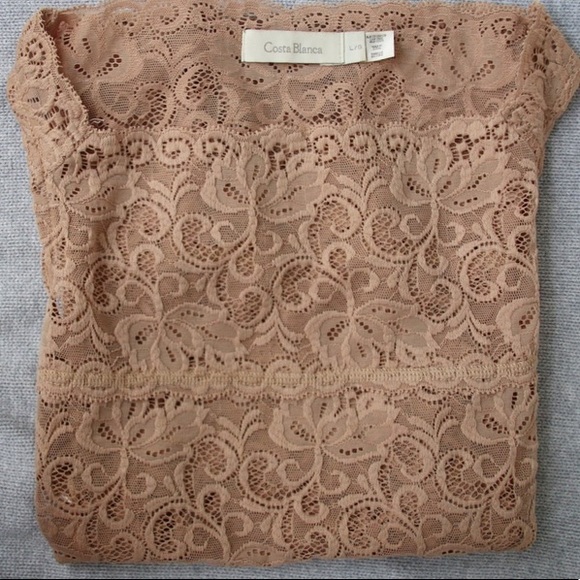 Nude colour lace top - Picture 3 of 3